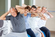 Beschreibung: Senioren beim Rückenkurs im Fitnesscenter